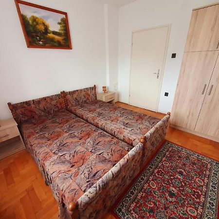 Szekreny Apartman Lenti Dış mekan fotoğraf