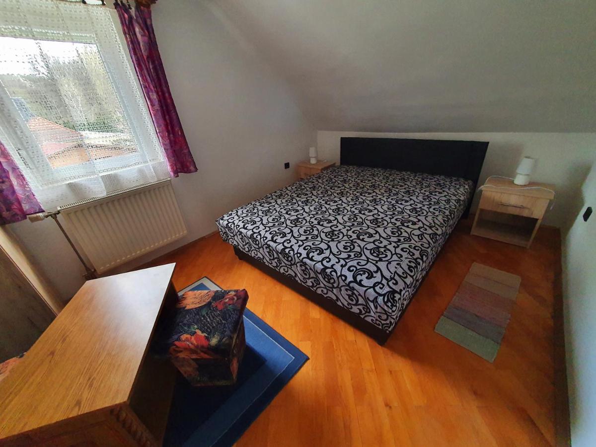 Szekreny Apartman Lenti Dış mekan fotoğraf