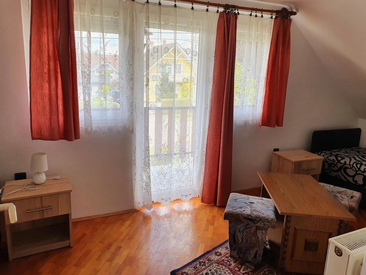 Szekreny Apartman Lenti Dış mekan fotoğraf