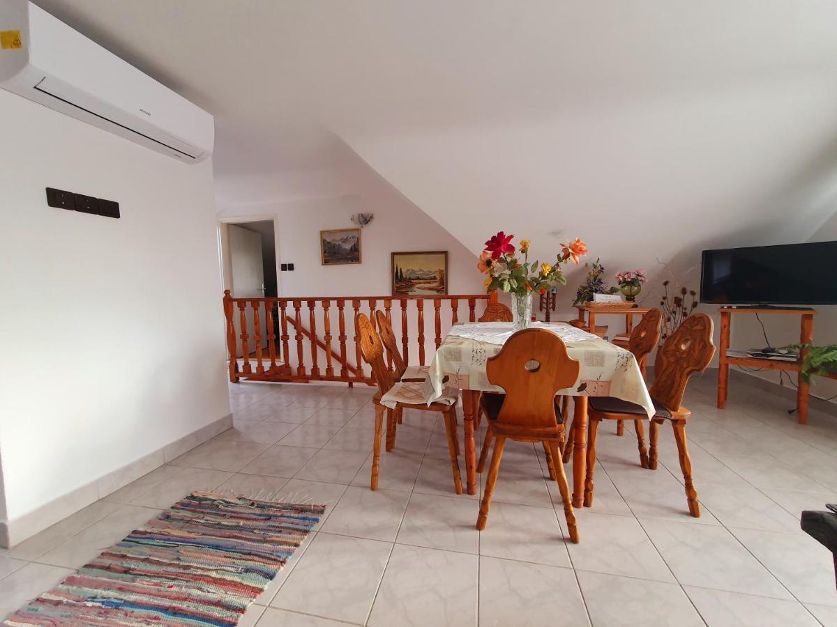 Szekreny Apartman Lenti Dış mekan fotoğraf