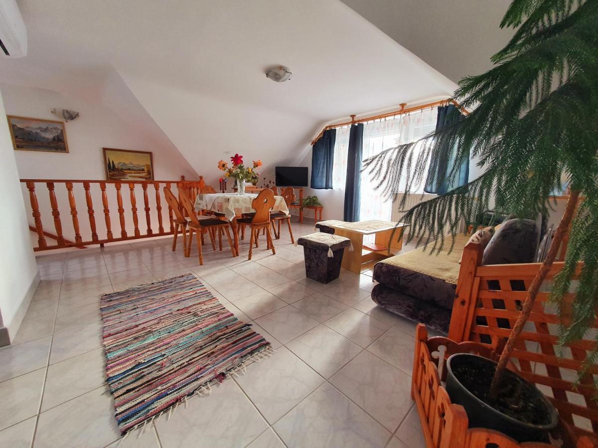 Szekreny Apartman Lenti Dış mekan fotoğraf